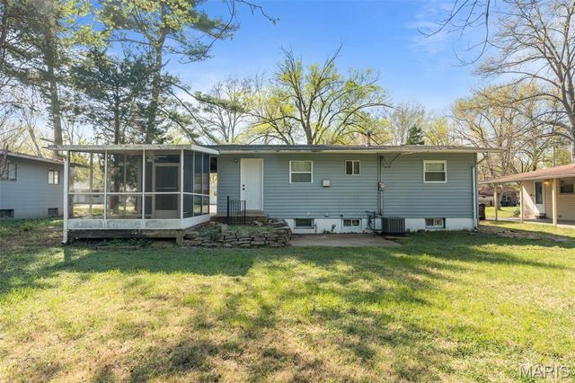10114 Saffron Drive, Dellwood, MO 63136