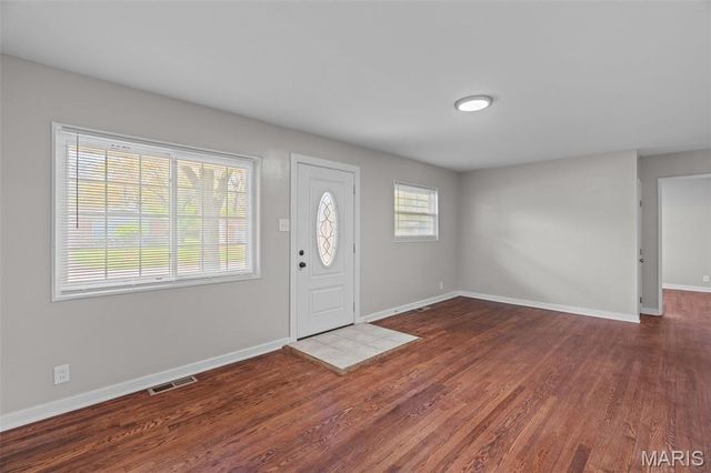 10114 Saffron Drive, Dellwood, MO 63136