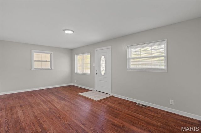 10114 Saffron Drive, Dellwood, MO 63136