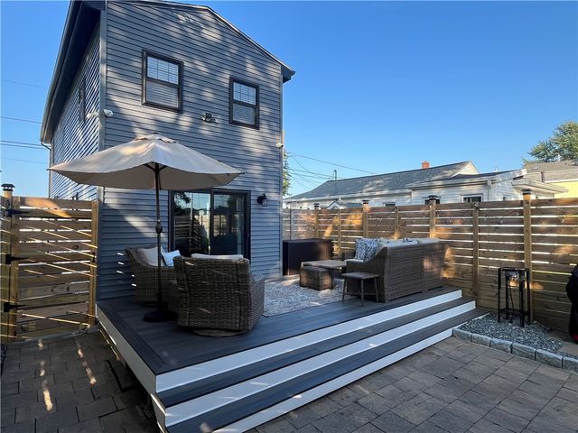 230 Cedar Avenue, Portsmouth, RI 02871