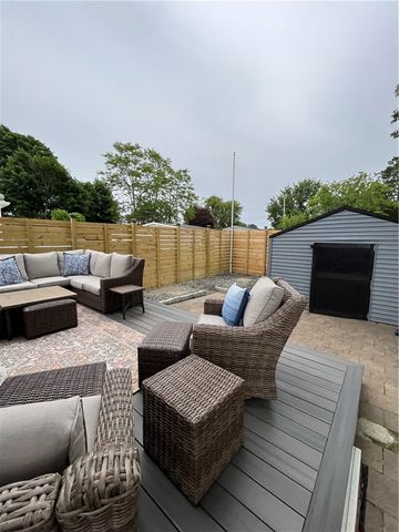 230 Cedar Avenue, Portsmouth, RI 02871