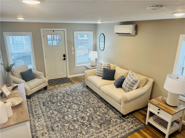 230 Cedar Avenue, Portsmouth, RI 02871