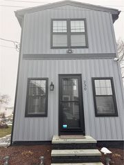 230 Cedar Avenue, Portsmouth, RI 02871
