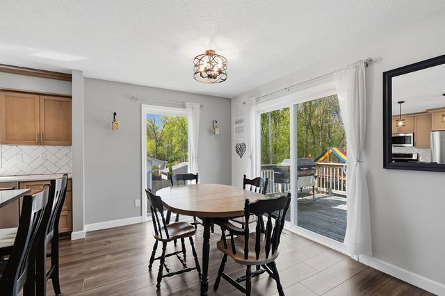 8490 Knollwood Drive, Mounds View, MN 55112