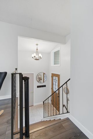 8490 Knollwood Drive, Mounds View, MN 55112