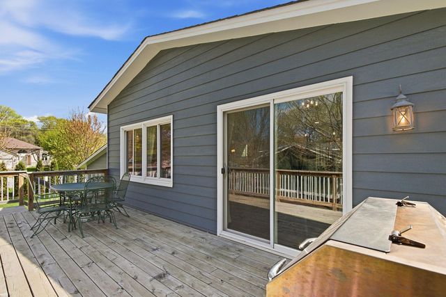 8490 Knollwood Drive, Mounds View, MN 55112