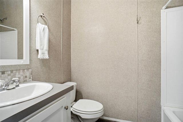 8983 W Odneal Road, Krum, TX 76249