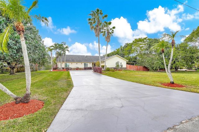 5021 SW 168th Ave, Southwest Ranches, FL 33331