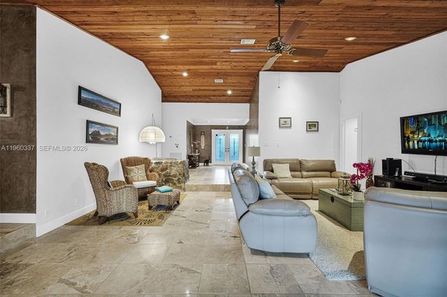 5021 SW 168th Ave, Southwest Ranches, FL 33331