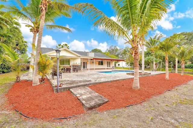 5021 SW 168th Ave, Southwest Ranches, FL 33331