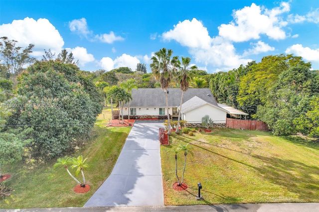 5021 SW 168th Ave, Southwest Ranches, FL 33331