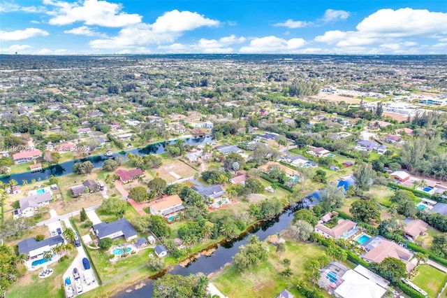 5021 SW 168th Ave, Southwest Ranches, FL 33331