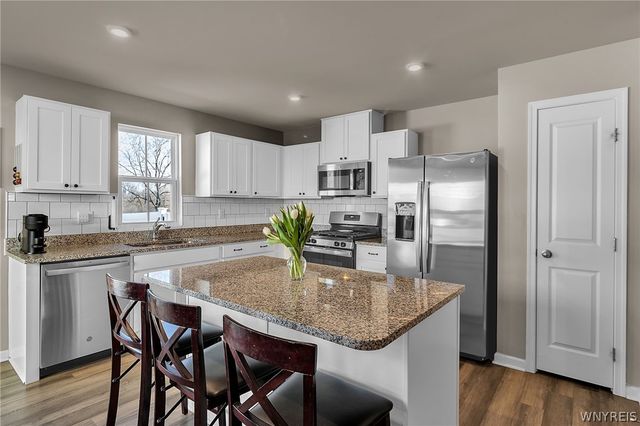 144 South Drive, West Seneca, NY 14218