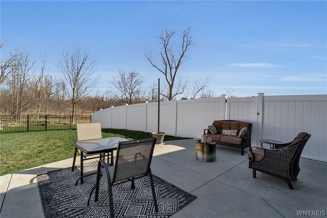 144 South Drive, West Seneca, NY 14218