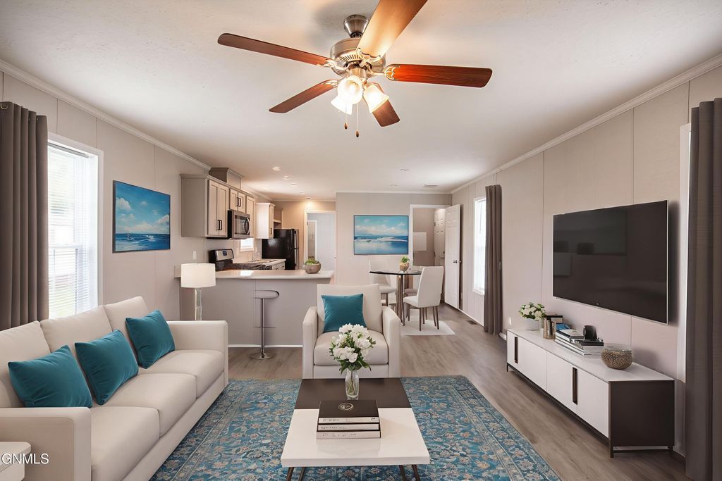 1401 Pioneer Trail, Mandan, ND 58554 photo 2