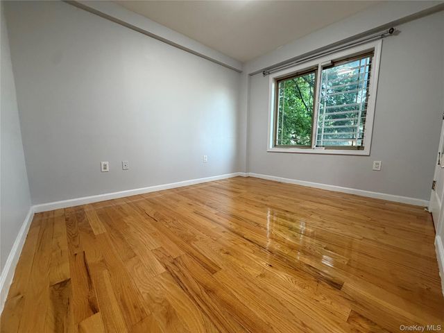 170-12 Highland Avenue 304, Jamaica Estates, NY 11432