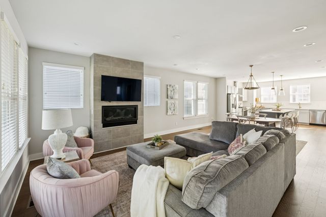 426 Becanni Ln, Nashville, TN 37209