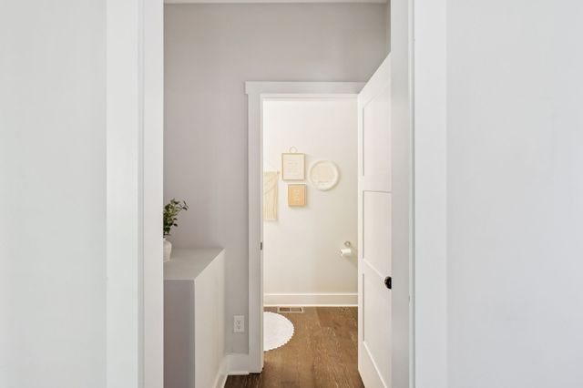 426 Becanni Ln, Nashville, TN 37209