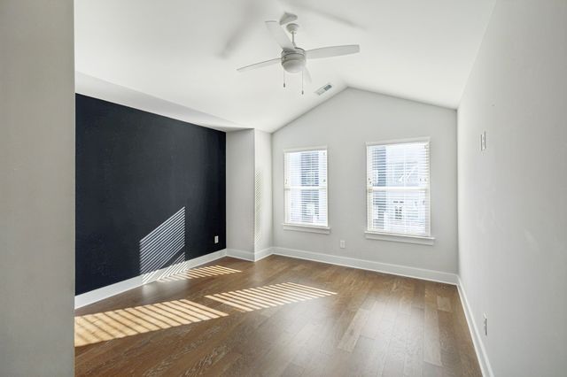 426 Becanni Ln, Nashville, TN 37209