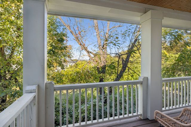 426 Becanni Ln, Nashville, TN 37209