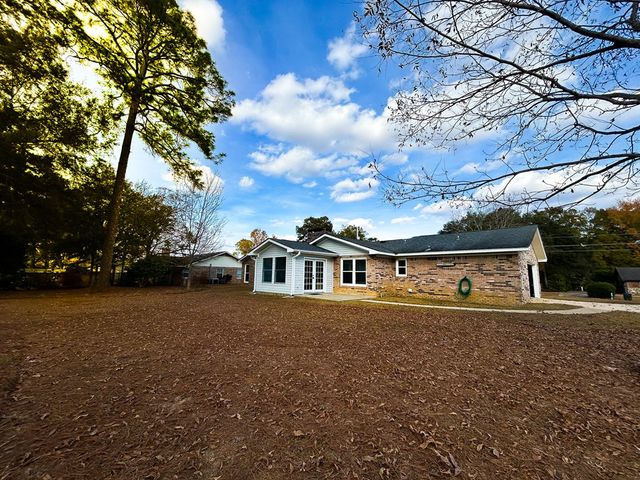 911 El Dorado, Dothan, AL 36303