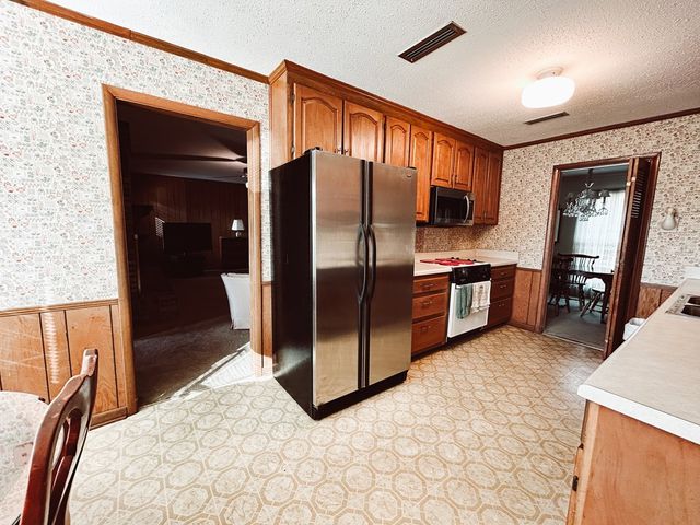 911 El Dorado, Dothan, AL 36303