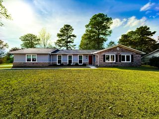 911 El Dorado, Dothan, AL 36303