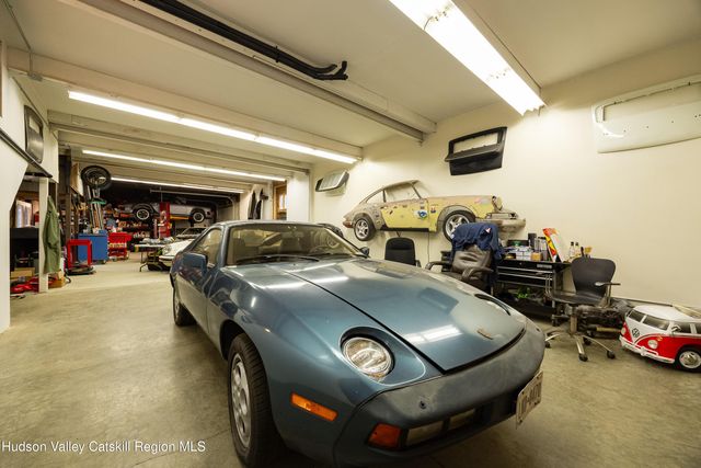 23 Rothermel Lane, Kinderhook, NY 12106