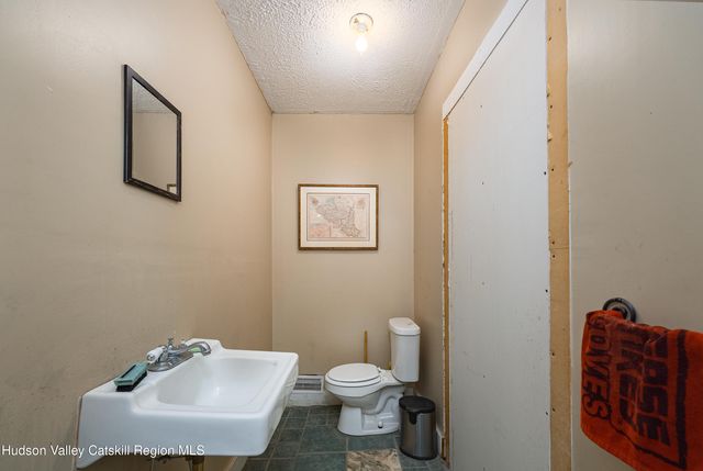 23 Rothermel Lane, Kinderhook, NY 12106