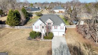 166 Woodford Way SE, Calhoun, GA 30701