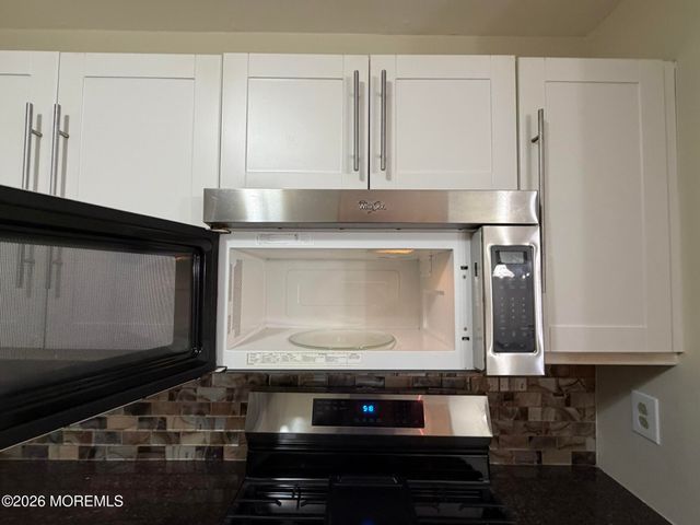 597 Woodbine Lane, Lakewood, NJ 08701