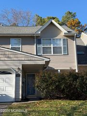 597 Woodbine Lane, Lakewood, NJ 08701