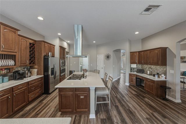 19743 PRINCE BENJAMIN DRIVE, Lutz, FL 33549