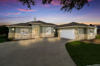 556 Shayla, Canyon Lake, TX 78133