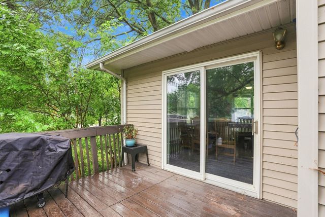 2006 Ashland Avenue, Cedar Falls, IA 50613