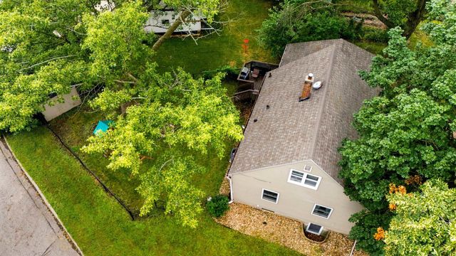 2006 Ashland Avenue, Cedar Falls, IA 50613