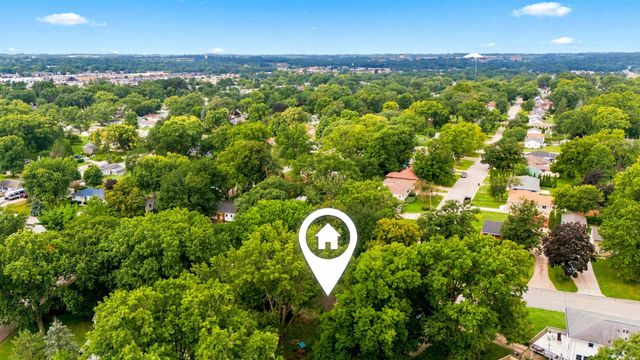 2006 Ashland Avenue, Cedar Falls, IA 50613