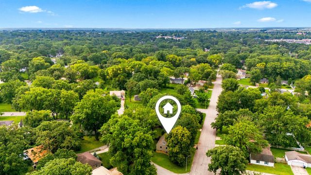 2006 Ashland Avenue, Cedar Falls, IA 50613