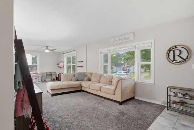 2006 Ashland Avenue, Cedar Falls, IA 50613
