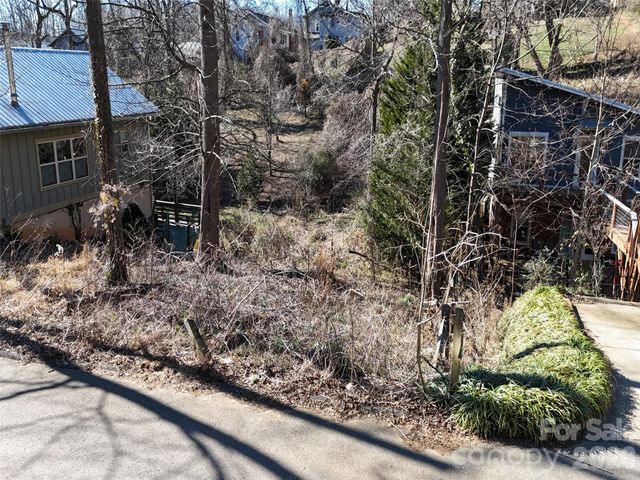 56 Moore Avenue, Asheville, NC 28806