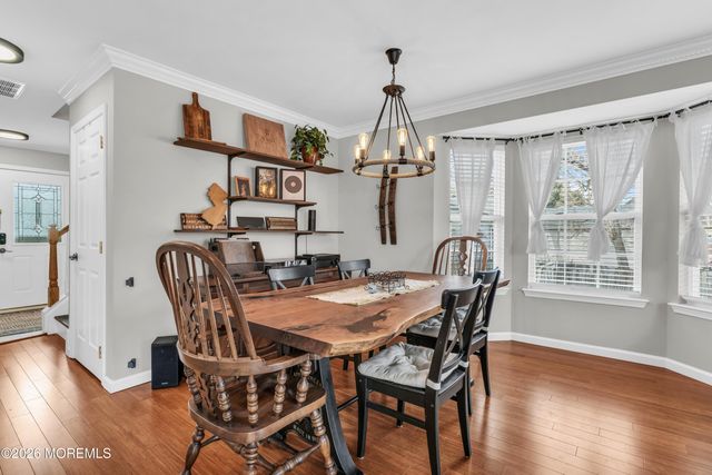 15 Bond Street, Freehold, NJ 07728