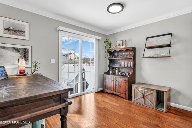 15 Bond Street, Freehold, NJ 07728