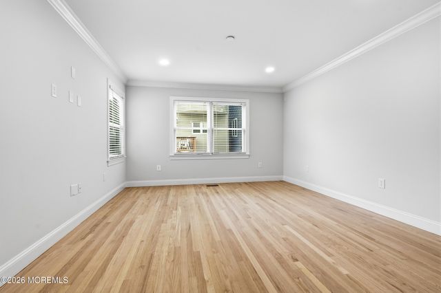 21 New Street, Sea Bright, NJ 07760