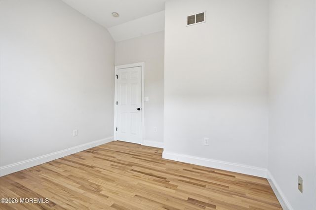 21 New Street, Sea Bright, NJ 07760