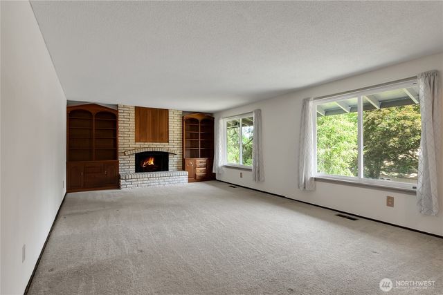 3255 SW 325th Street, Federal Way, WA 98023