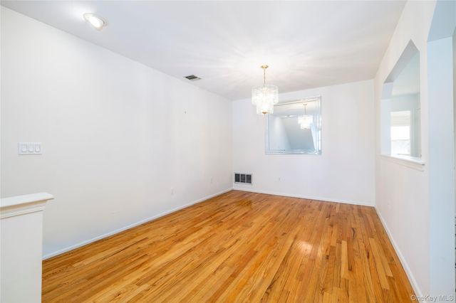 22 Ridgewood Drive, Wantagh, NY 11793