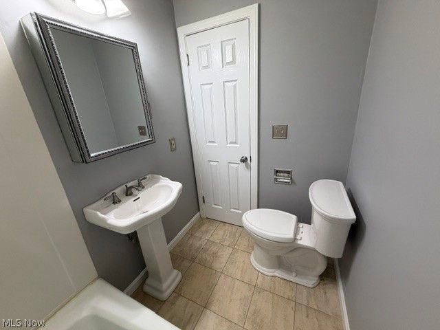 717 Hazelwood Drive, Vermilion, OH 44089