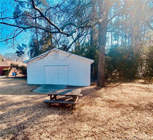 3037 Wedgewood Drive, Fayetteville, NC 28301