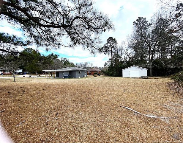 3037 Wedgewood Drive, Fayetteville, NC 28301