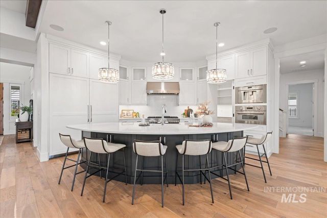 2379 S Mallard Wing Way, Eagle, ID 83616